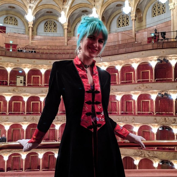 Meet your Posher, Allex - Picture 6 of 7